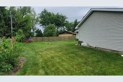 1500 Woodland Drive, Sycamore, IL 60178 - Photo 33