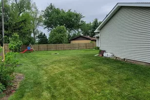 1500 Woodland Dr, Sycamore, IL 60178 - Photo 33