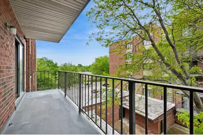 9560 Gross Point Road #409B, Skokie, IL 60076 - Photo 9