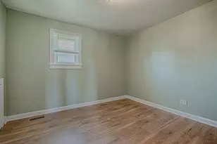 805 Audrey Nixon Blvd, North Chicago, IL 60064 - Photo 7
