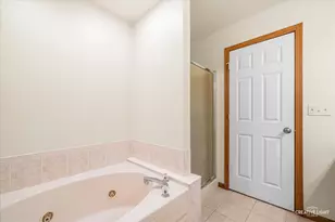 714 E Knights Rd, Sandwich, IL 60548 - Photo 13
