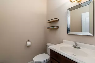 205 Fairway Dr, Harrisburg, IL 62946 - Photo 41