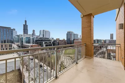 950 W Monroe Street #804, Chicago, IL 60607 - Photo 13