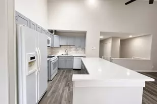 56 Century Dr, Roselle, IL 60172 - Photo 11