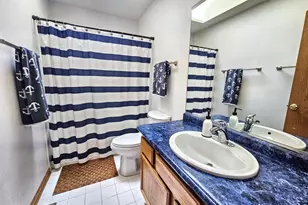 5400 N Lowell Ave, Chicago, IL 60630 - Photo 25