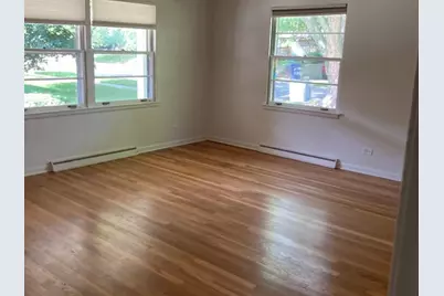 44 S Julian Street #44, Naperville, IL 60540 - Photo 5