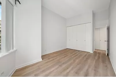211 E Ohio Street #2915, Chicago, IL 60611 - Photo 9