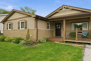 9143 W 92nd St, Hickory Hills, IL 60457 - Photo 1