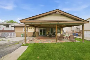 9143 W 92nd St, Hickory Hills, IL 60457 - Photo 27
