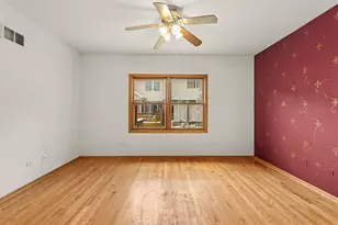 10948 Deblin Ln, Oak Lawn, IL 60453 - Photo 9