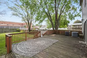 9535 S Fairfield Ave, Evergreen Park, IL 60805 - Photo 25