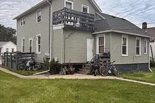 946 S Schuyler Ave, Kankakee, IL 60901 - Photo 5