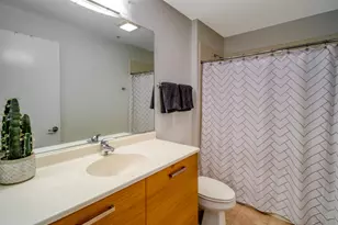 500 W Superior St, Chicago, IL 60654 - Photo 13
