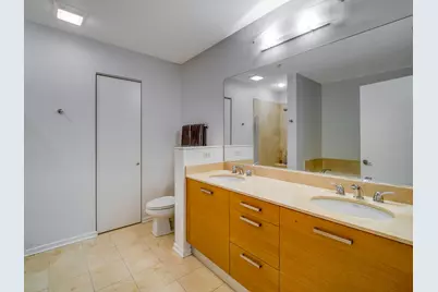 500 W Superior Street #1113, Chicago, IL 60654 - Photo 15