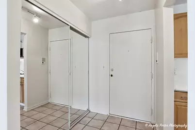 6 Villa Verde Drive #110, Buffalo Grove, IL 60089 - Photo 3