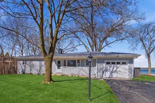 501 E Liberty St, Wauconda, IL 60084 - Photo 1
