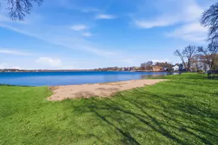 501 E Liberty St, Wauconda, IL 60084 - Photo 3