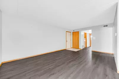 13434 E Circle Drive #404, Crestwood, IL 60418 - Photo 9