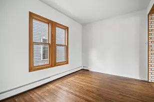 737 Lebanon St, Aurora, IL 60505 - Photo 5