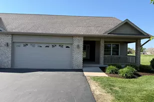 721 Yingling Dr, Dixon, IL 61021 - Photo 1