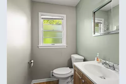 1521 Chelsea Avenue, Rockford, IL 61107 - Photo 15