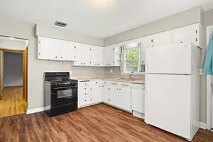1521 Chelsea Ave, Rockford, IL 61107 - Photo 9