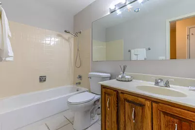 125 Pauline Avenue, Buffalo Grove, IL 60089 - Photo 19