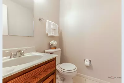 125 Pauline Avenue, Buffalo Grove, IL 60089 - Photo 13