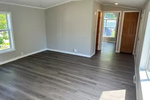 1319 Nicole Ln, Sandwich, IL 60548 - Photo 5