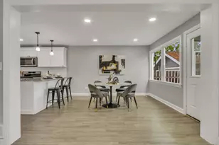 127 N Victory St, Waukegan, IL 60085 - Photo 7