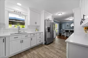 1302 Cary Rd, Algonquin, IL 60102 - Photo 7