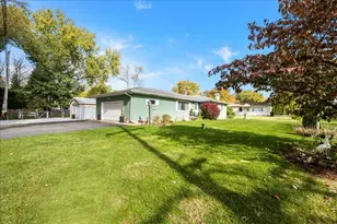 1302 Cary Rd, Algonquin, IL 60102 - Photo 27