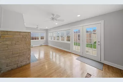 7821 W Thorndale Avenue, Chicago, IL 60631 - Photo 7