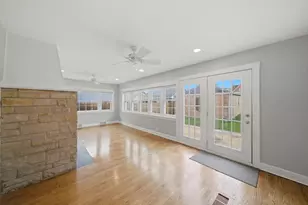 7821 W Thorndale Ave, Chicago, IL 60631 - Photo 7
