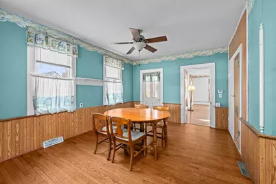 200 W Locust Street, Cambridge, IL 61238 - Photo 15
