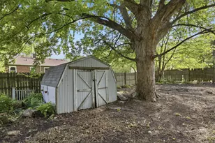 200 W Locust St, Cambridge, IL 61238 - Photo 7