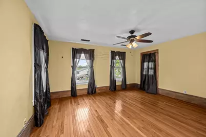 200 W Locust Street, Cambridge, IL 61238 - Photo 27