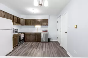 124 Boardwalk St, Elk Grove Village, IL 60007 - Photo 11