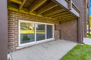 124 Boardwalk St, Elk Grove Village, IL 60007 - Photo 25