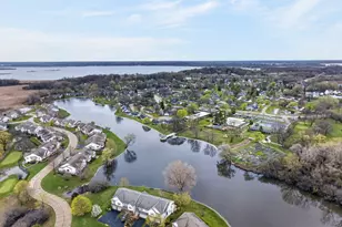 7225 Oxford Cir, Fox Lake, IL 60020 - Photo 27