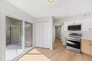 5019 Mulford St, Skokie, IL 60077 - Photo 3