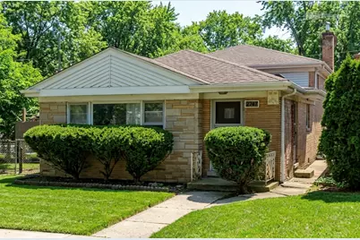 2747 W Lunt Avenue, Chicago, IL 60645 - Photo 1