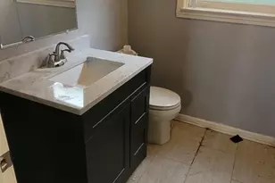 2747 W Lunt Ave, Chicago, IL 60645 - Photo 9