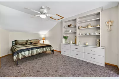 201 Tulip Circle, Island Lake, IL 60042 - Photo 25