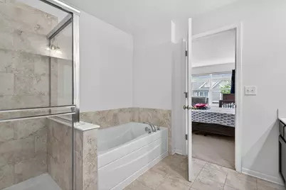 329 Bennett Drive, Carol Stream, IL 60188 - Photo 13