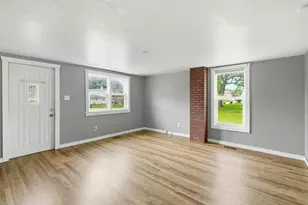 447 N Birch St, Manteno, IL 60950 - Photo 3