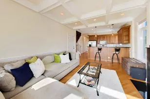 2022 N Wood St, Chicago, IL 60614 - Photo 5