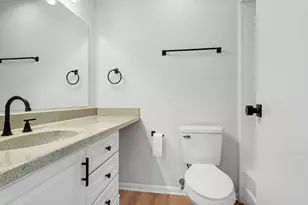 3008 Roberts Dr, Woodridge, IL 60517 - Photo 11
