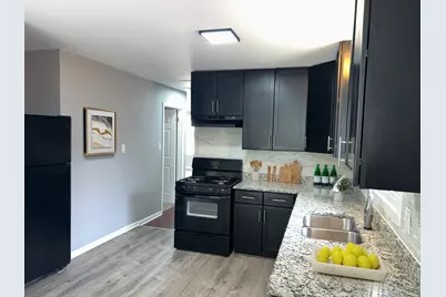 18137 Ravisloe Terrace, Country Club Hills, IL 60478 - Photo 9