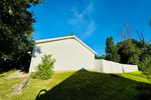 1609 Kiowa Dr, Marion, IL 62959 - Photo 3